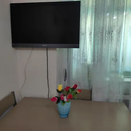 Apartament Freskia *